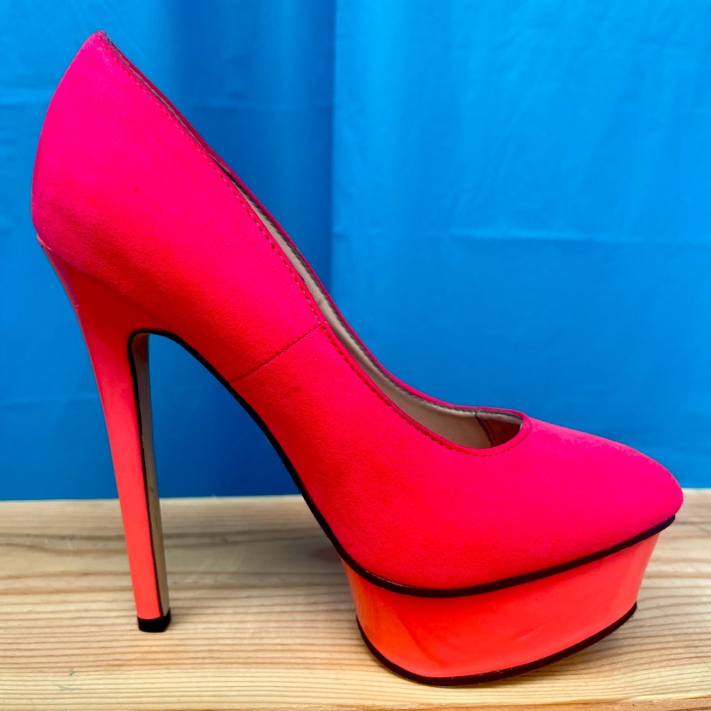 Platforms hot pink size 6